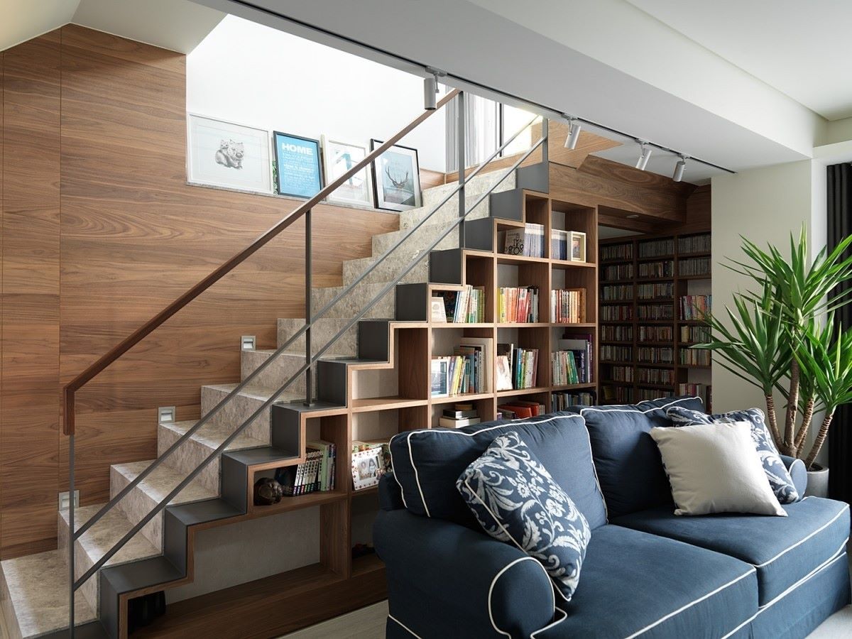 Thiết kế cầu thang tích hợp khu vực đọc sách tiện nghi, tiết kiệm diện tích